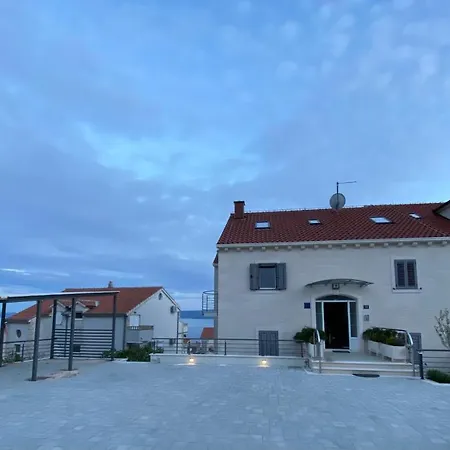 Lovely Croatia Apartment